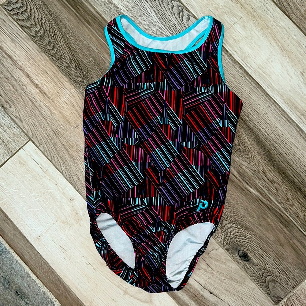 Plum practice wear AM Racerback, Leo